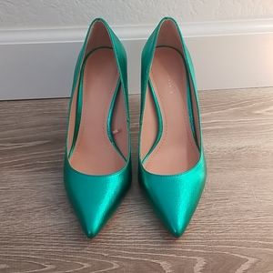 NWOT Green Foil Zara Heels
